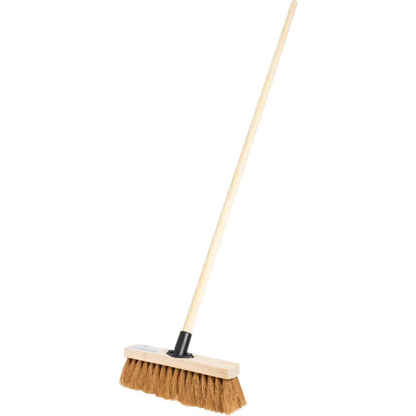 BROOMS WITH HANDLES